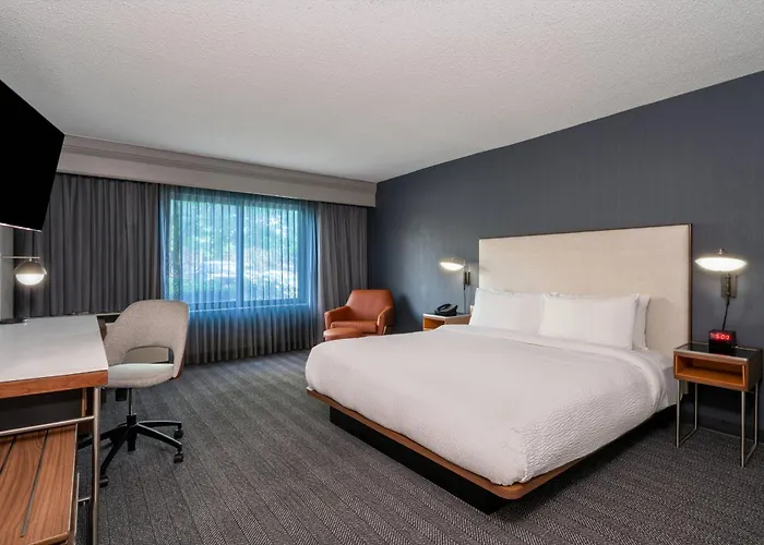 Hotel Courtyard Airport Columbus