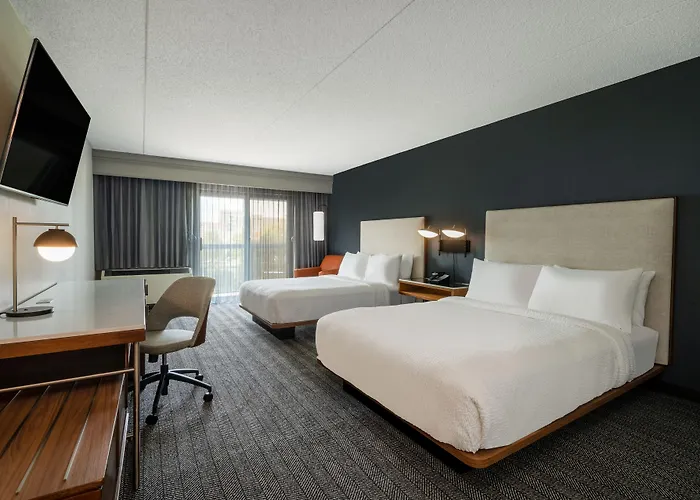 Courtyard Airport Hotel Columbus
