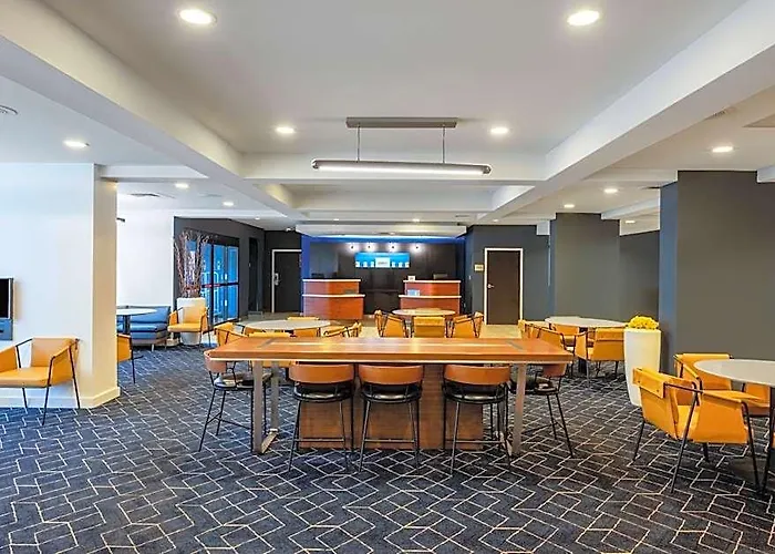 Courtyard Airport 3* Columbus